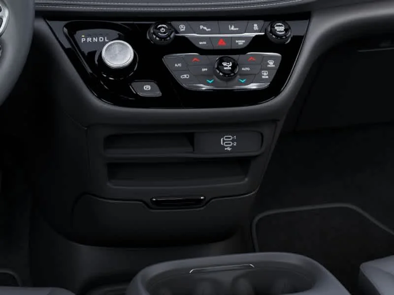 New 2026 Diamond Black Crystal Pearl-Coat Exterior Paint Chrysler Select image 24