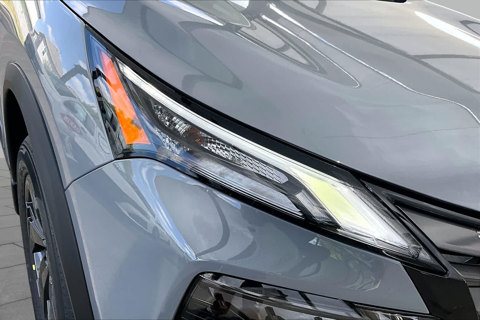 New 2026 Boulder Gray Pearl Nissan SV image 18