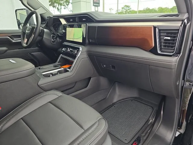 2025 GMC Sierra 2500HD Denali - Photo 10