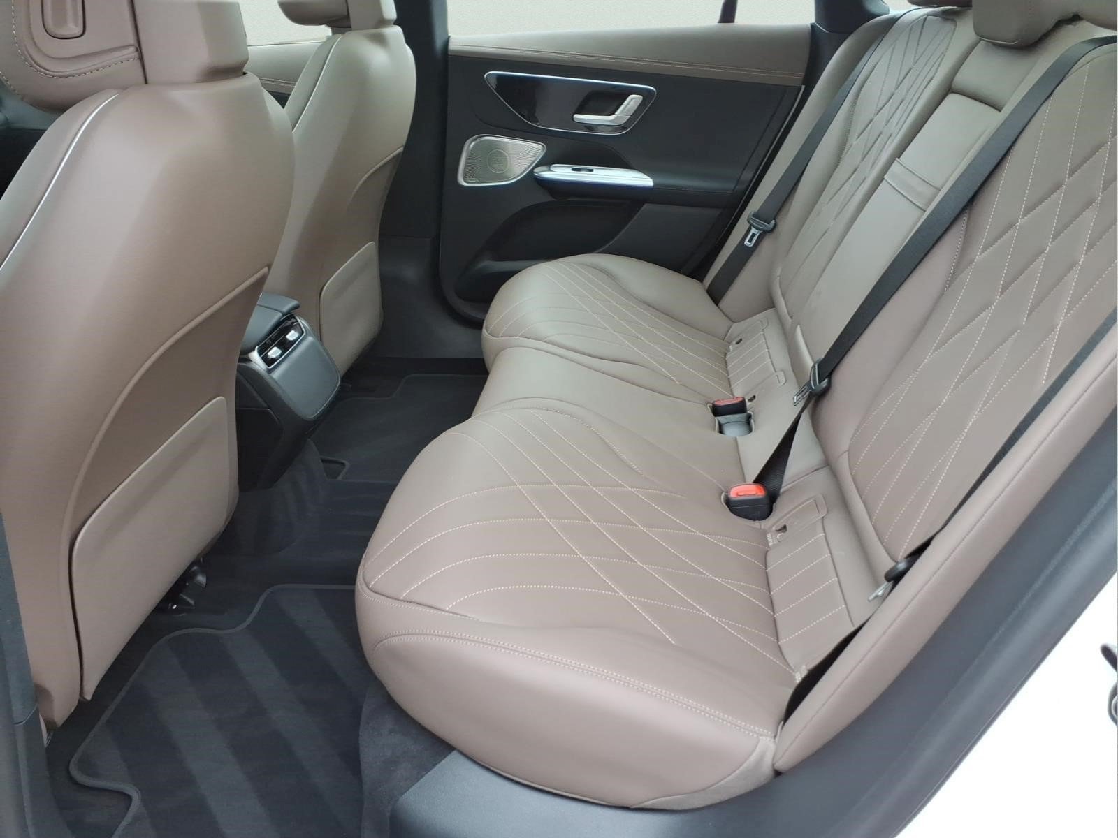Certified Used 2023 Polar White Mercedes-Benz EQE 350 4MATIC®+ Sedan image 25