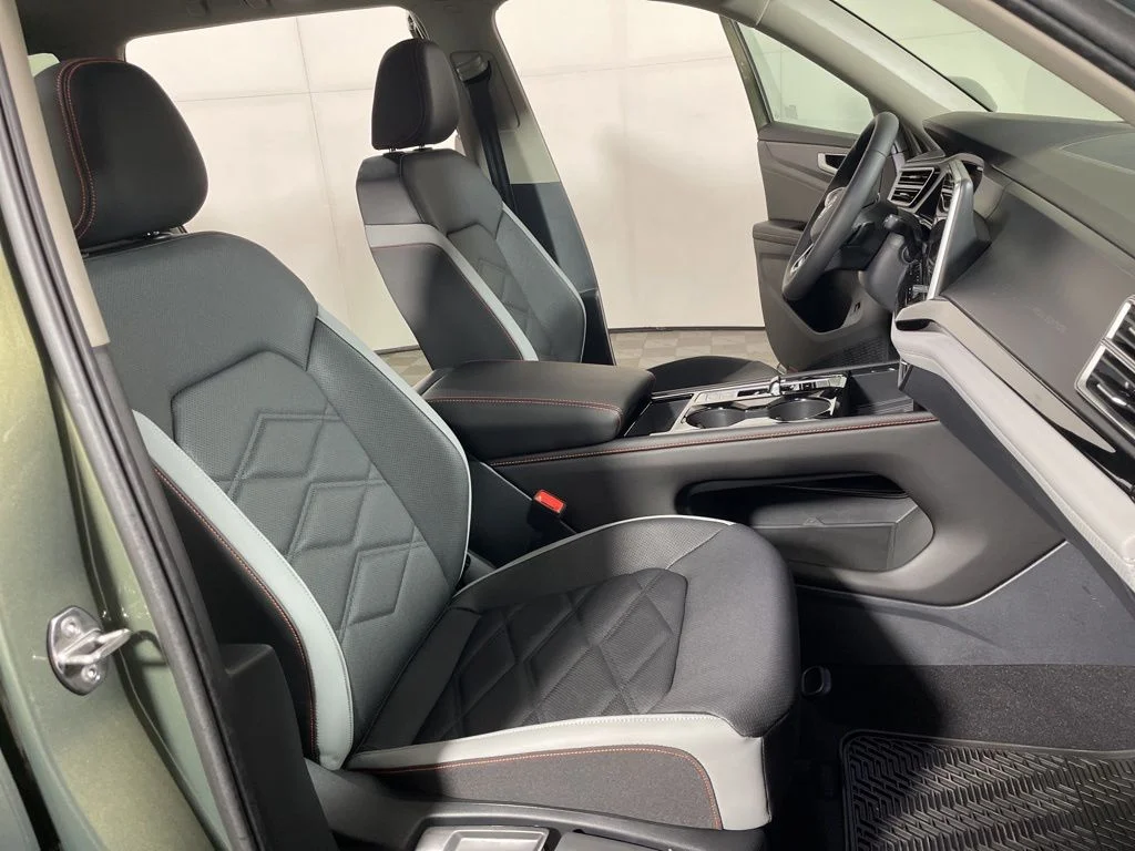 New 2026 Green Volkswagen 2.0T Peak Edition image 24