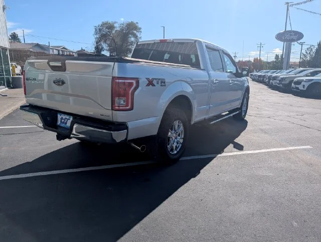 Used 2016  Ford XLT image 2