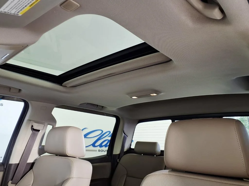Used 2017 SUMMIT WHITE GMC SLT image 15