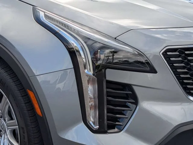 Used 2023 Argent Silver Metallic Cadillac Premium Luxury image 9
