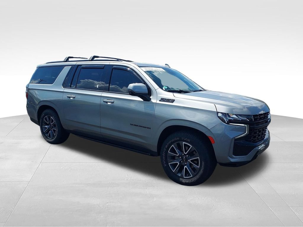 Used 2023 Gray Chevrolet Z71 image 7