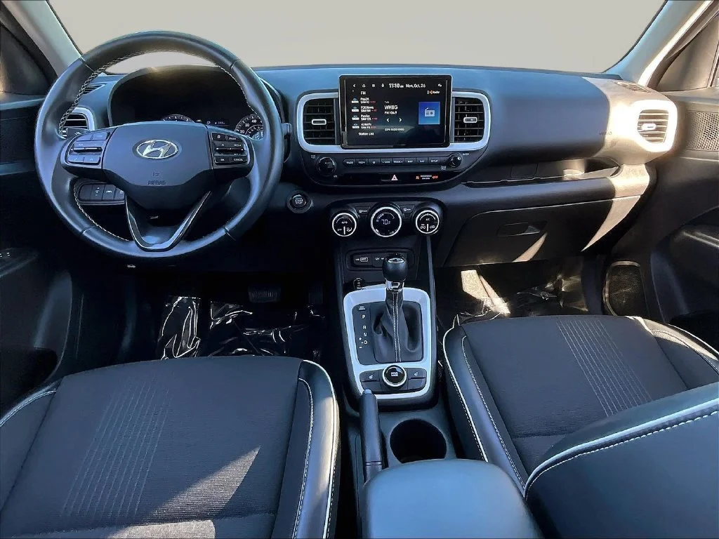 Used 2022 Blue Hyundai Limited image 8