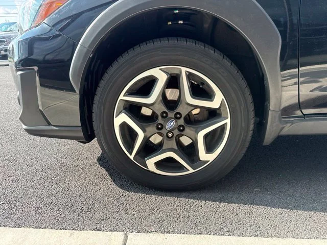 Used 2019 Black Subaru 2.0i Limited image 9