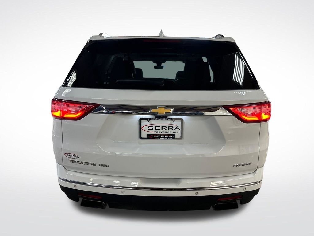 Used 2019 White Chevrolet Premier image 4