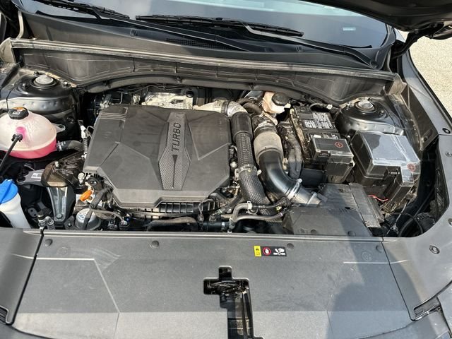 Used 2025 Black Kia EX image 19