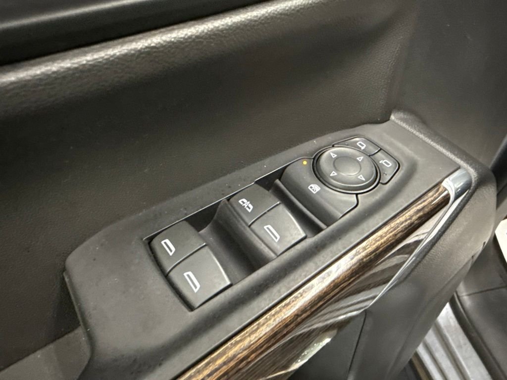 Used 2019 Gray GMC SLE image 20
