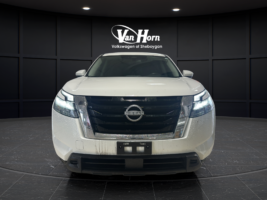 Used 2025 Glacier White Nissan SV image 2