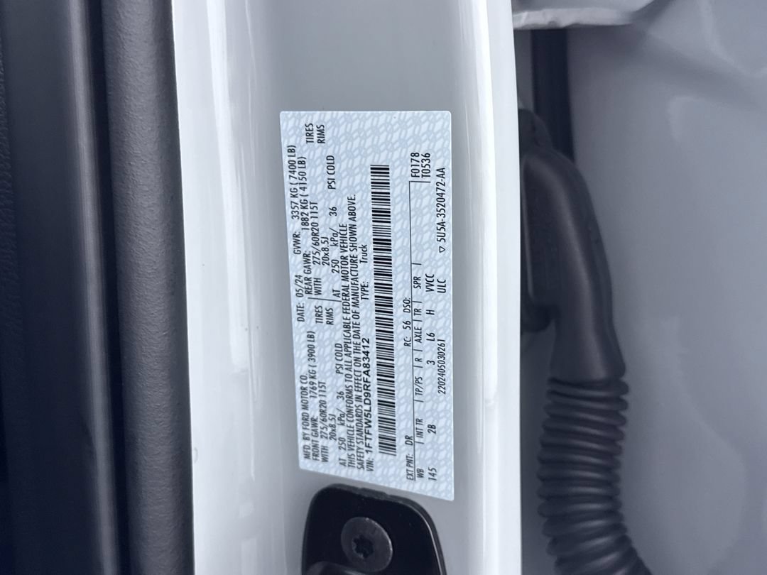 Used 2024 Avalanche Ford LARIAT image 12