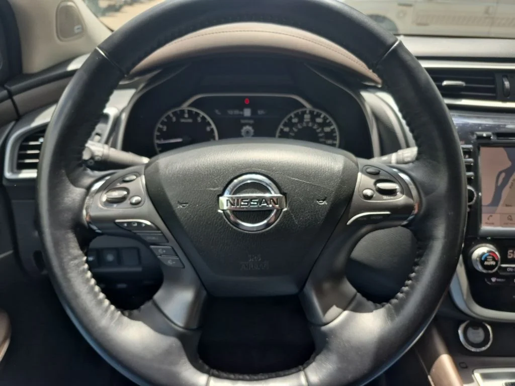 Used 2020 White Nissan Platinum image 20