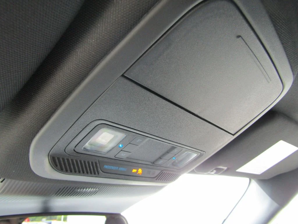 New 2027 Agate Black Metallic Ford ST-Line image 31