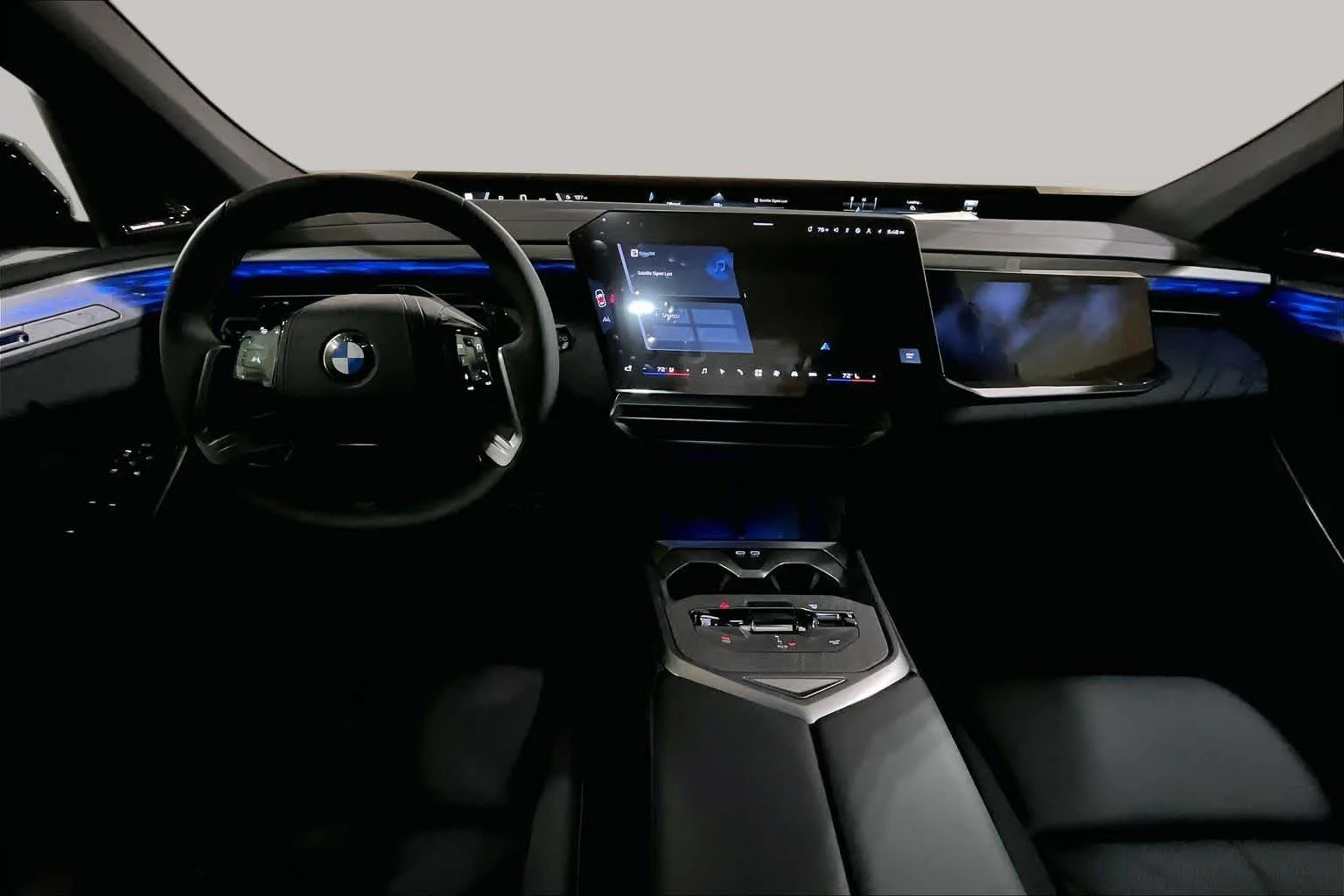 New 2027 Grey Pine Metallic BMW 40 xDrive image 7