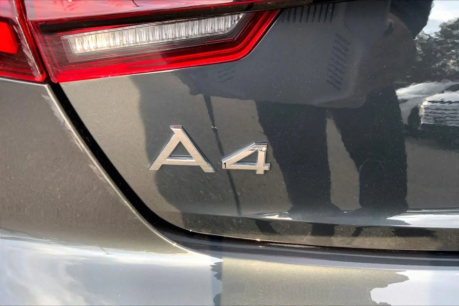 Used 2019 Manhattan Gray Metallic Audi Premium Plus image 10