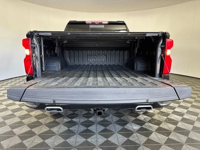 Certified Used 2022 Black Metallic Chevrolet High Country image 20