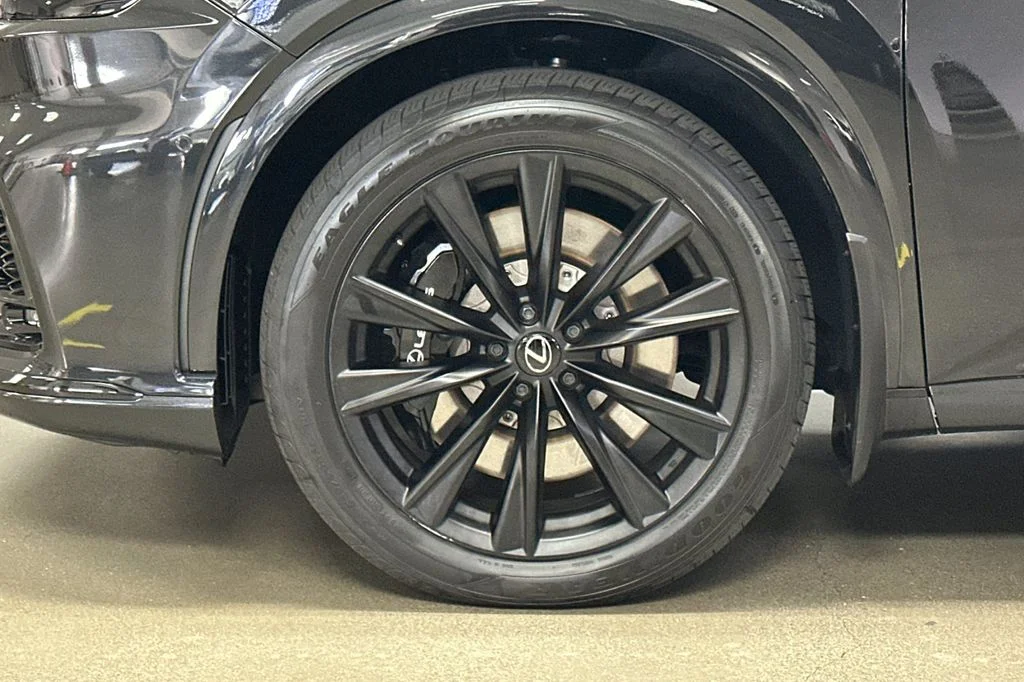 Used 2024 Black Lexus 500h F SPORT Performance image 25