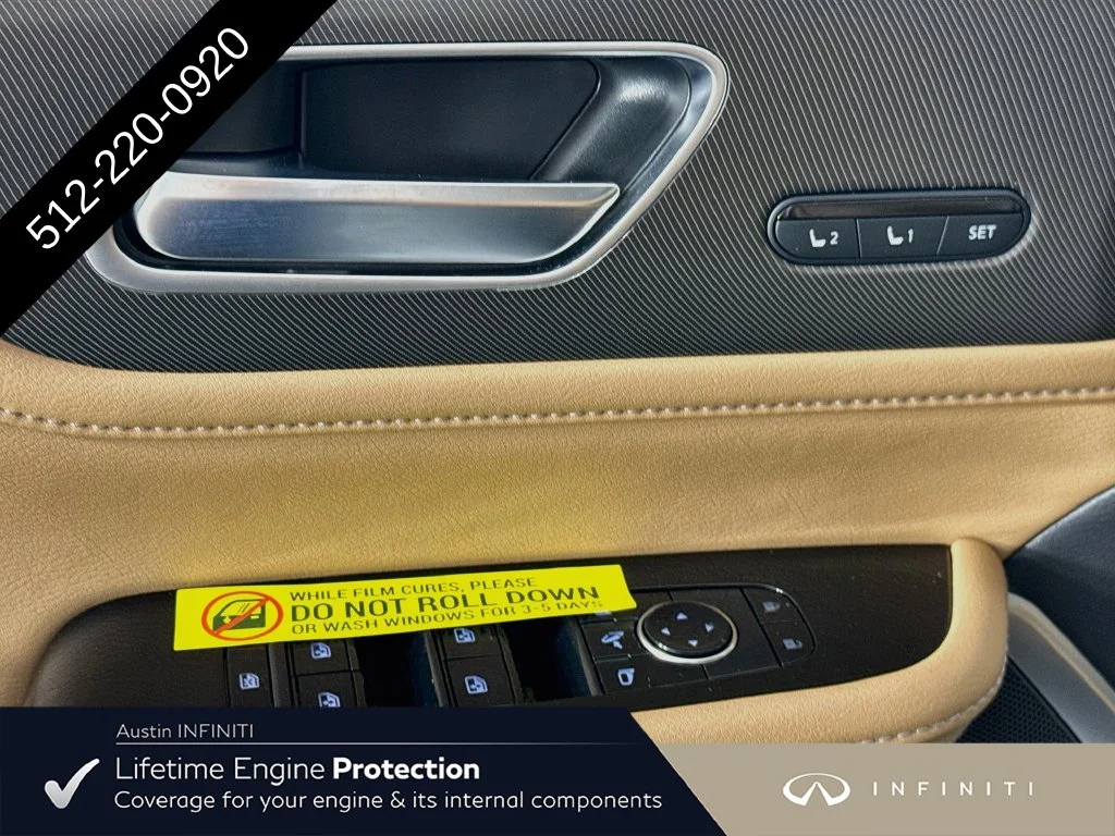 New 2027 White INFINITI LUXE image 22