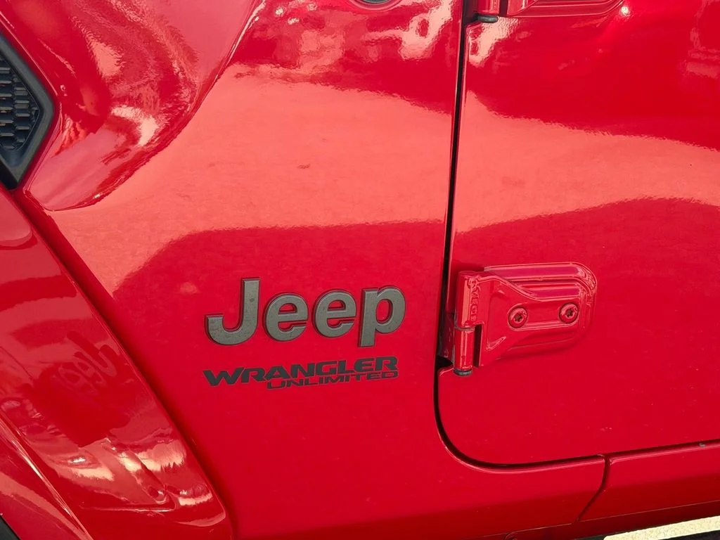 Used 2020 Red Jeep Unlimited Rubicon image 5