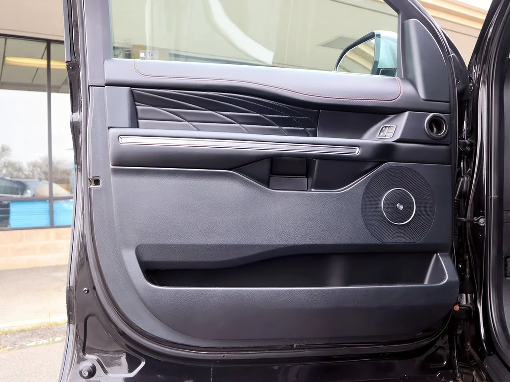 2020 Ford Expedition Platinum - Photo 11