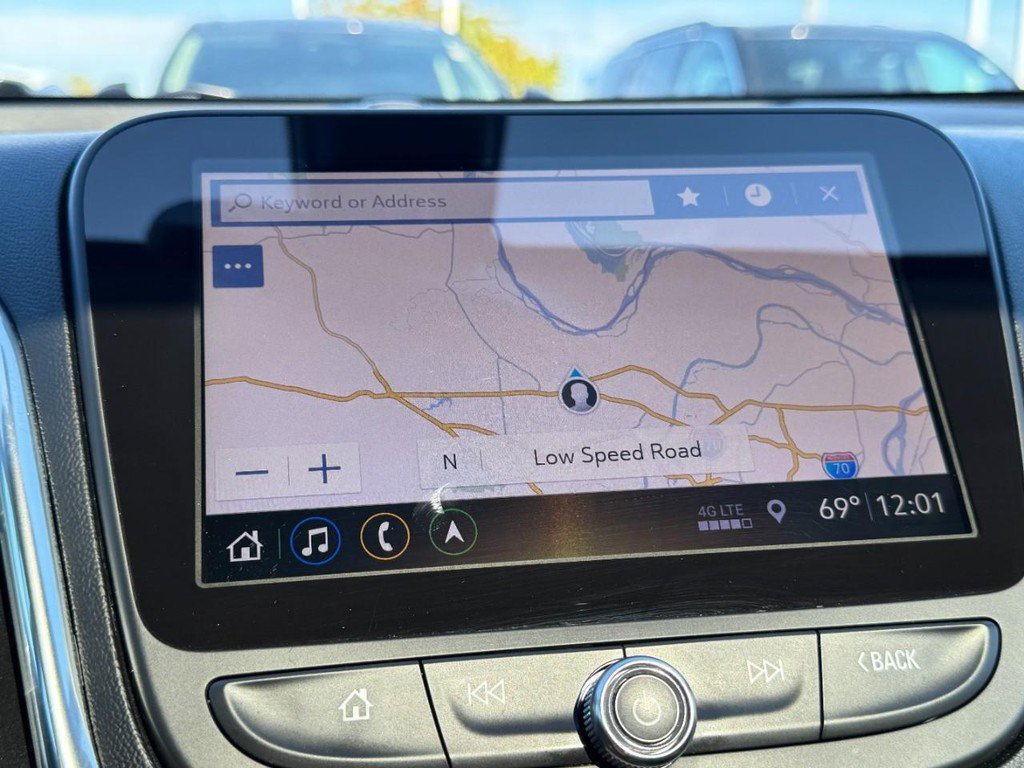 Used 2020 Gray Chevrolet Premier image 21