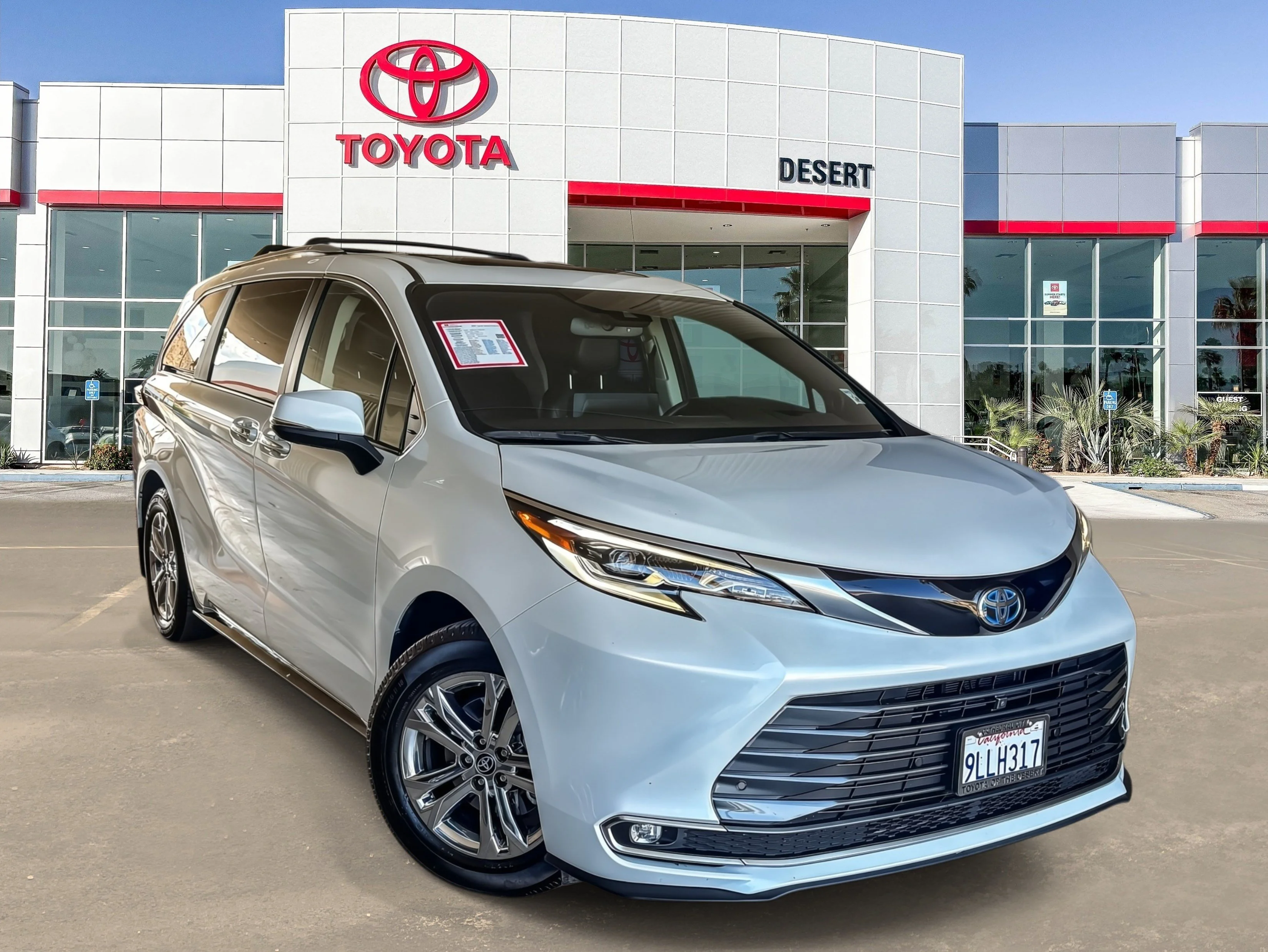 2024 Toyota Sienna Platinum