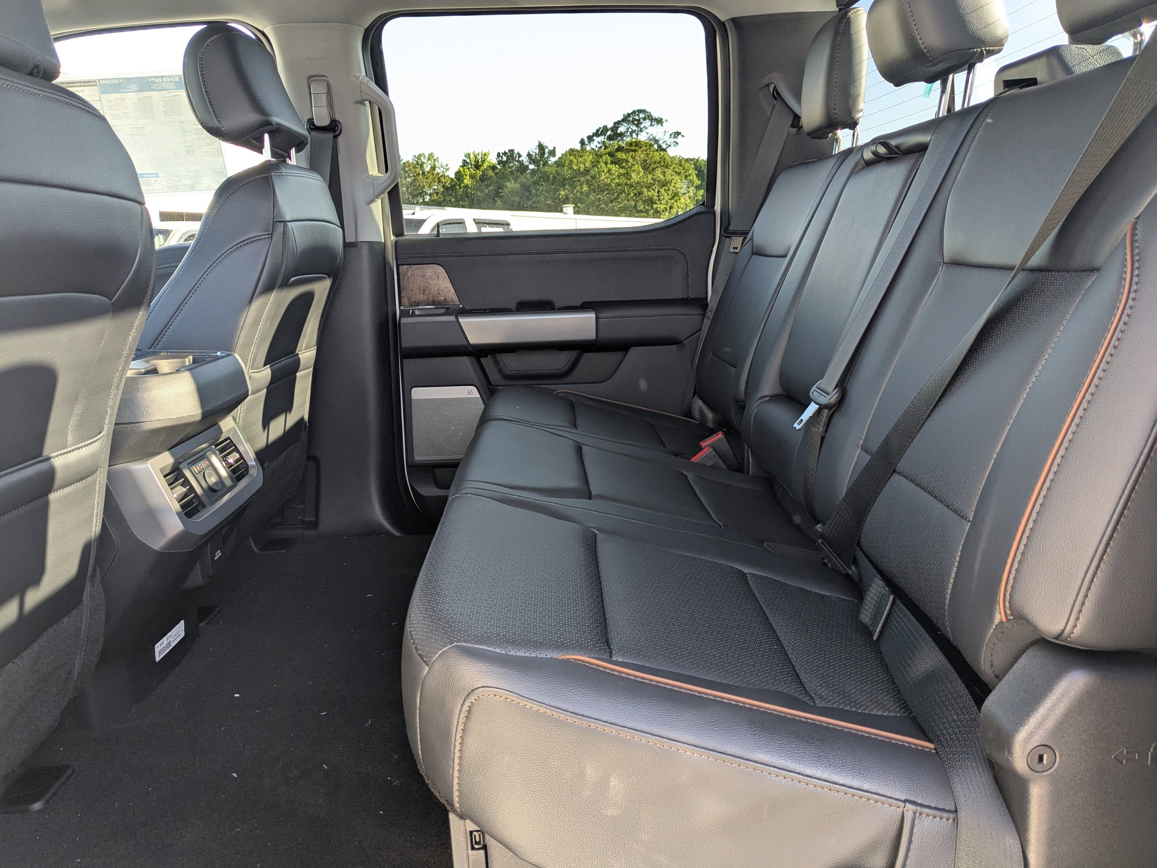 2025 Ford F-250 Super Duty Lariat - Photo 14