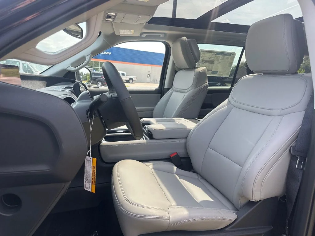 New 2027 Black Ford Active image 3