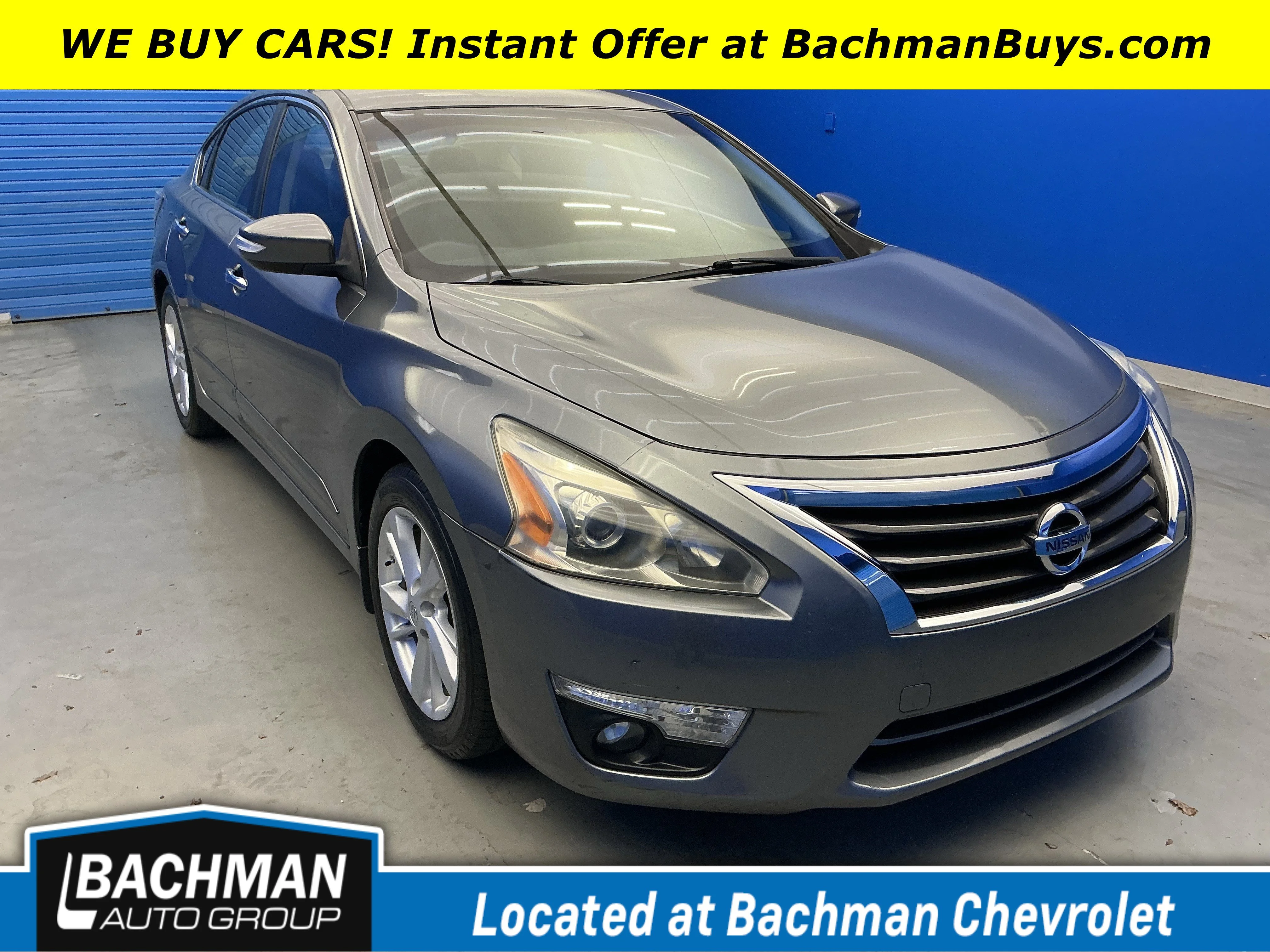 Used 2015 Gun Metallic Nissan 2.5 SV image 1