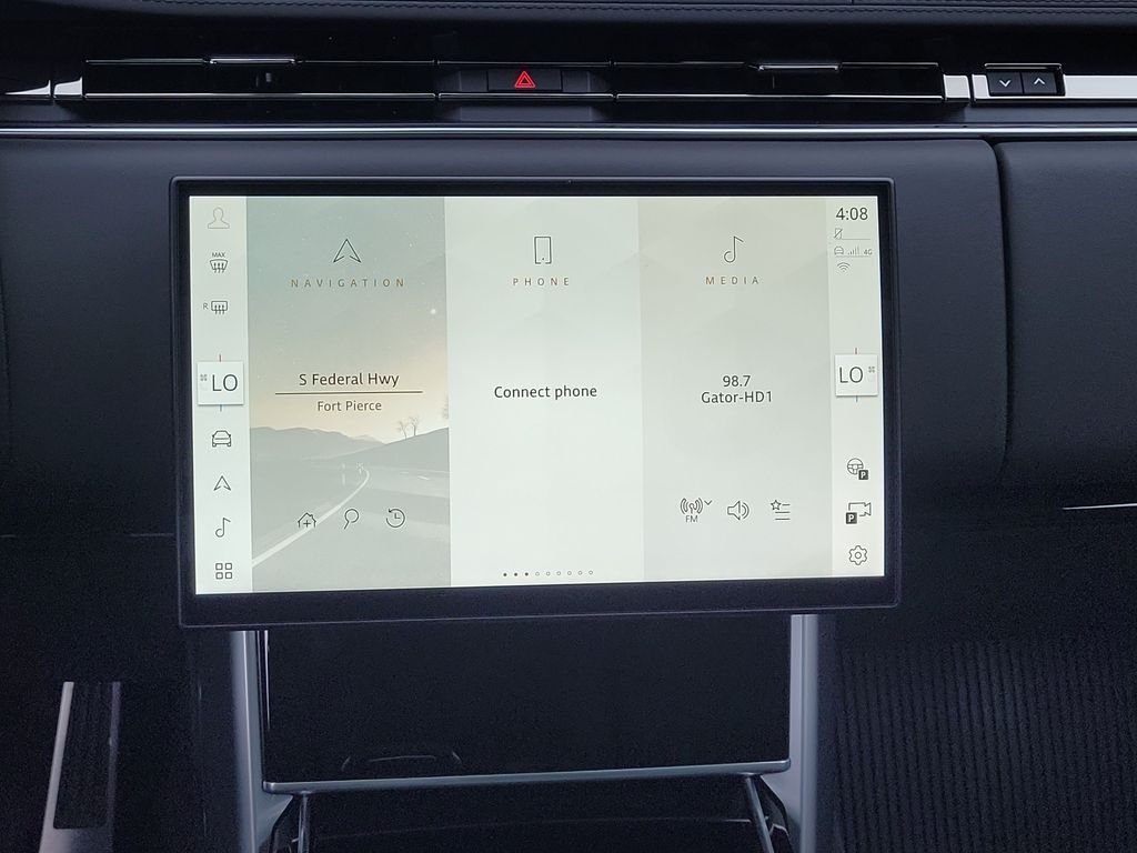 New 2027 Santorini Black Land Rover SE image 21