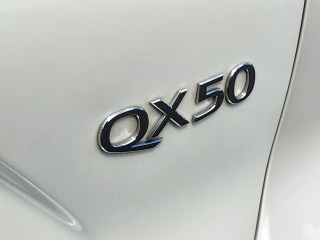 Certified Used 2021 Majestic INFINITI LUXE image 24