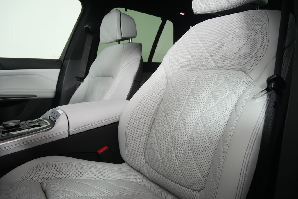 New 2026 Brooklyn Grey Metallic BMW xDrive50e image 10