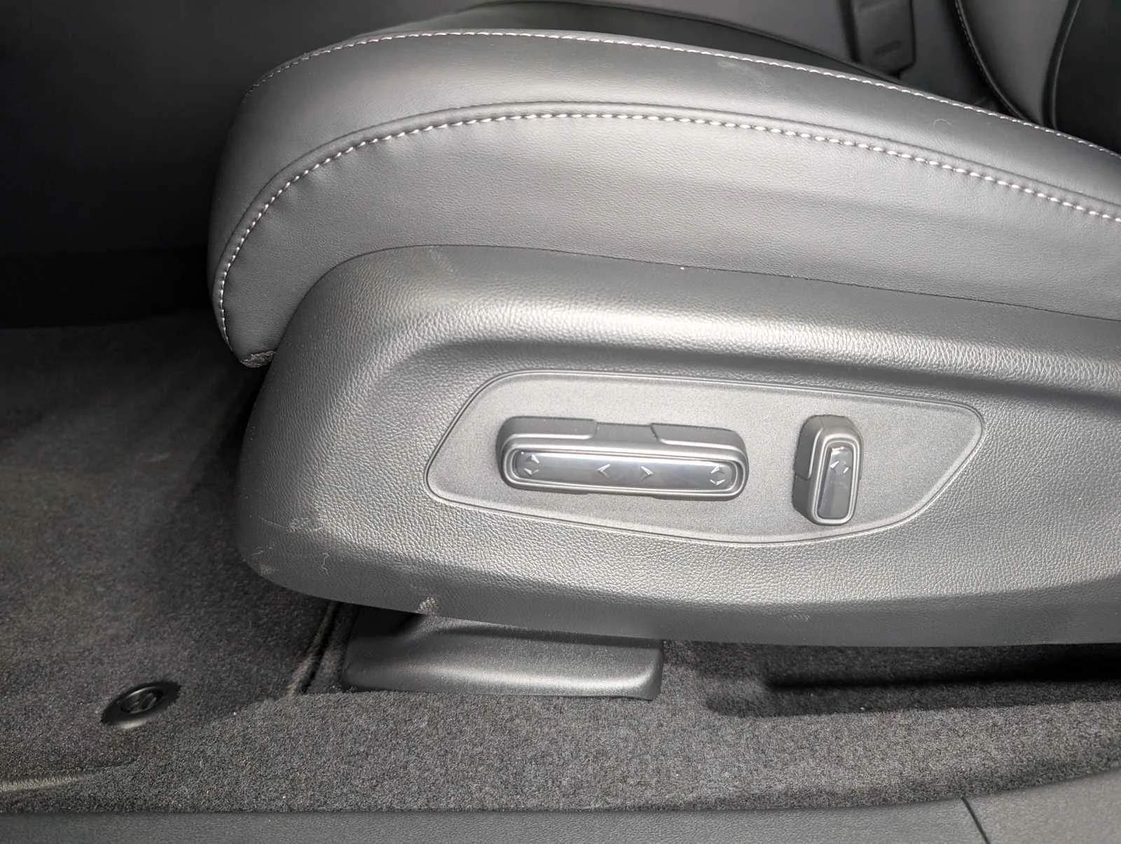 New 2026 Urban Gray Pearl Acura  image 36