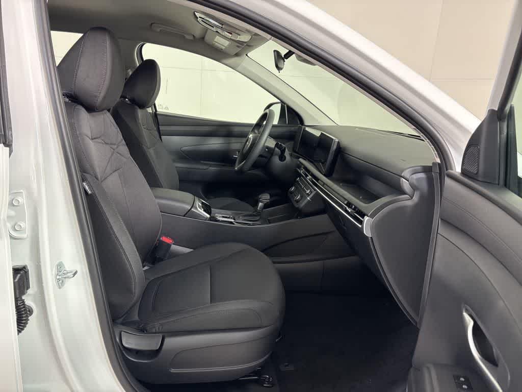 New 2026 Serenity White Pearl Hyundai SE FWD image 12