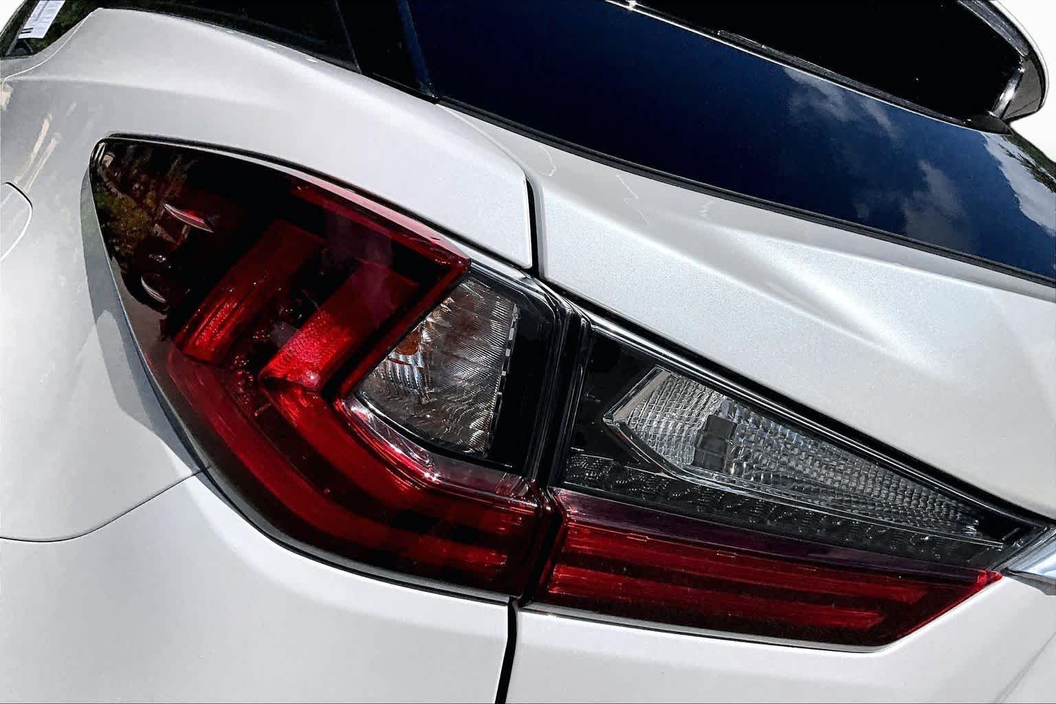 Used 2021 Eminent White Pearl Lexus  image 29