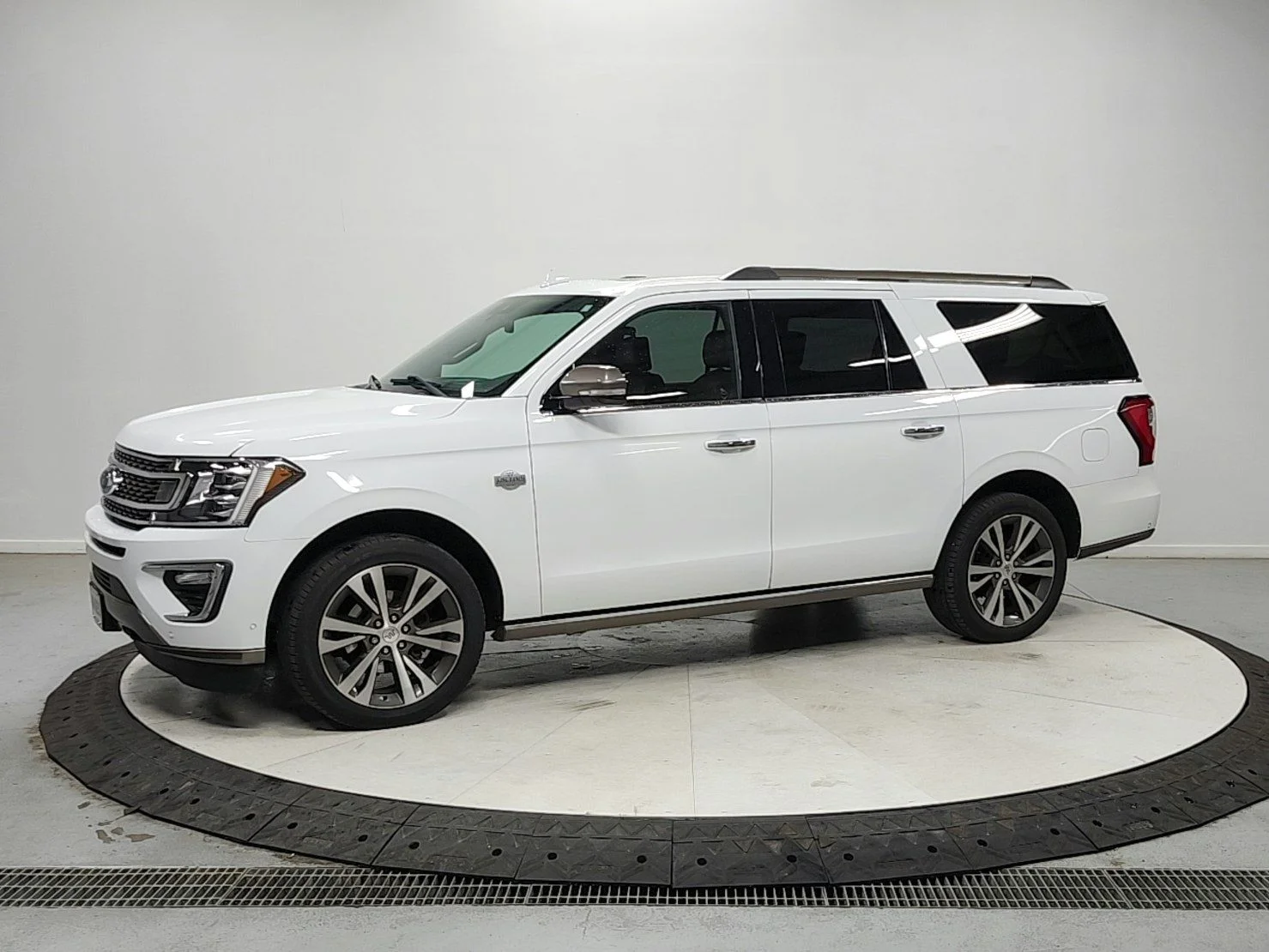 Used 2021 White Ford King Ranch image 3