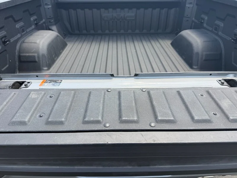 Used 2024 Sterling Metallic GMC Elevation image 26