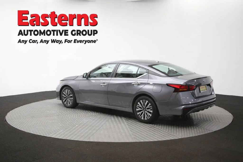 Used 2024 Gray Nissan 2.5 SV image 64