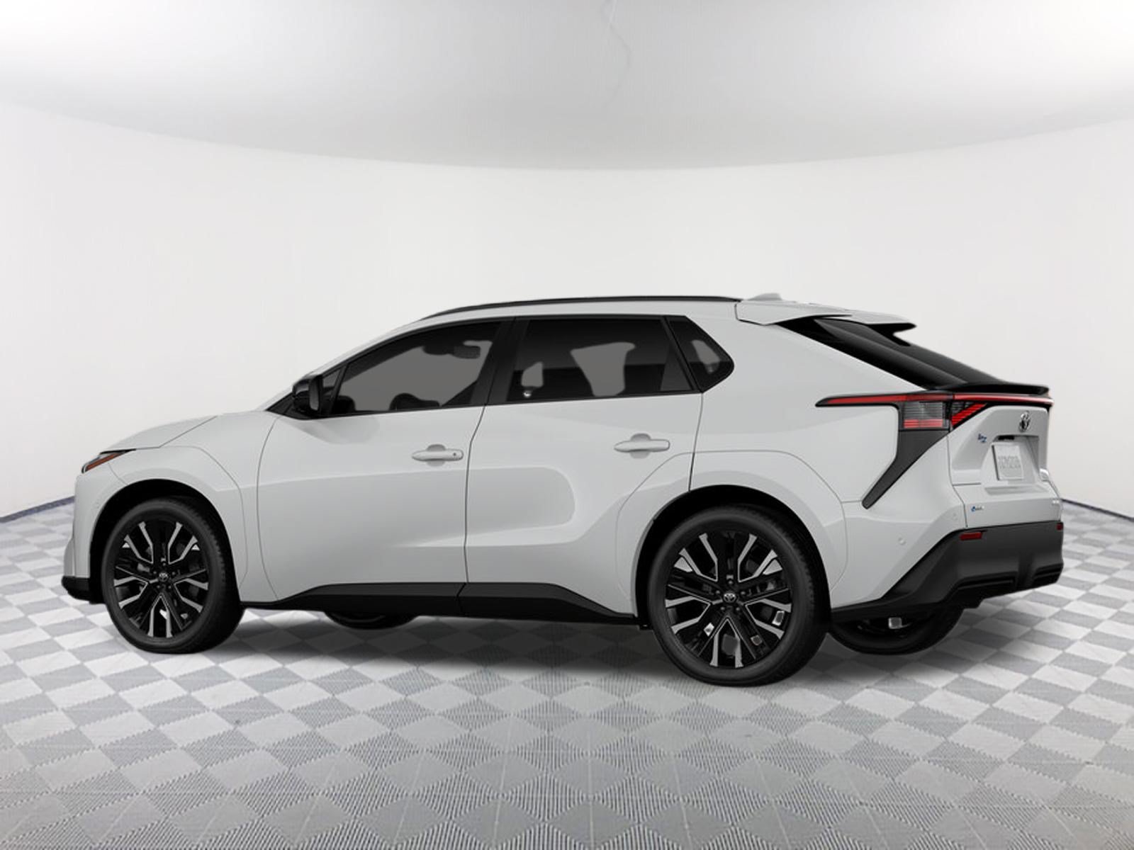 New 2026 Wind Chill Pearl Toyota Limited image 5