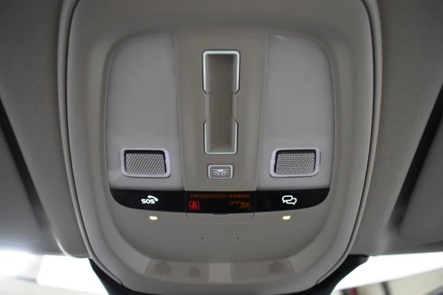 Used 2023 White Volvo B5 Plus Bright Theme image 37