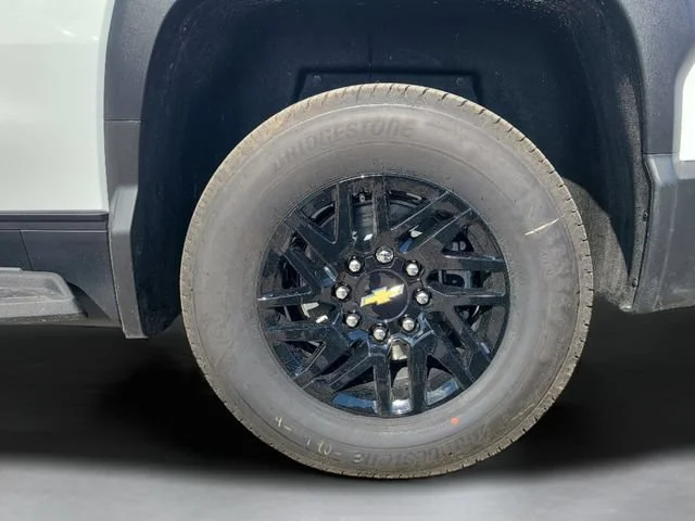 New 2026 Summit White Chevrolet LT - Extended Range image 10