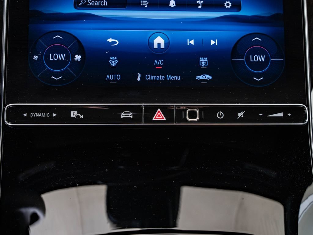 Certified Used 2025 Black Mercedes-Benz GLC 300 image 36