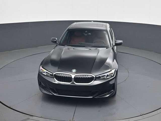Used 2025  BMW 330i xDrive image 14