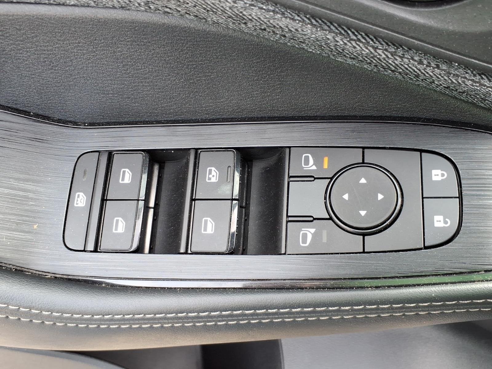 Used 2023 Brilliant Silver Metallic Nissan SV image 11