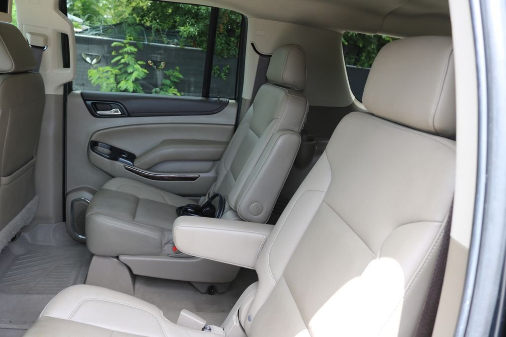 Used 2019 Black GMC SLT image 17