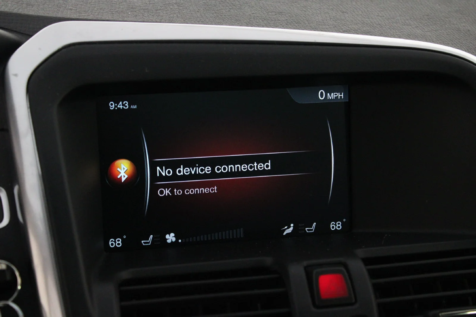 Used 2017 Black Volvo T5 Dynamic image 17