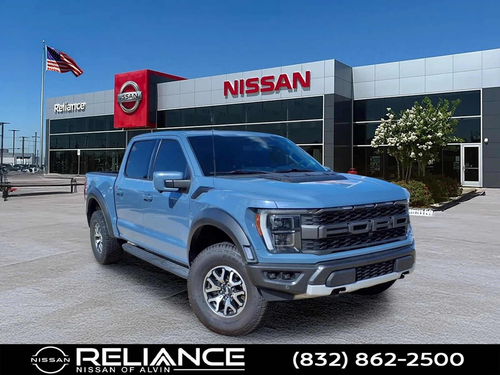 Used 2023 Gray Ford Raptor image 1