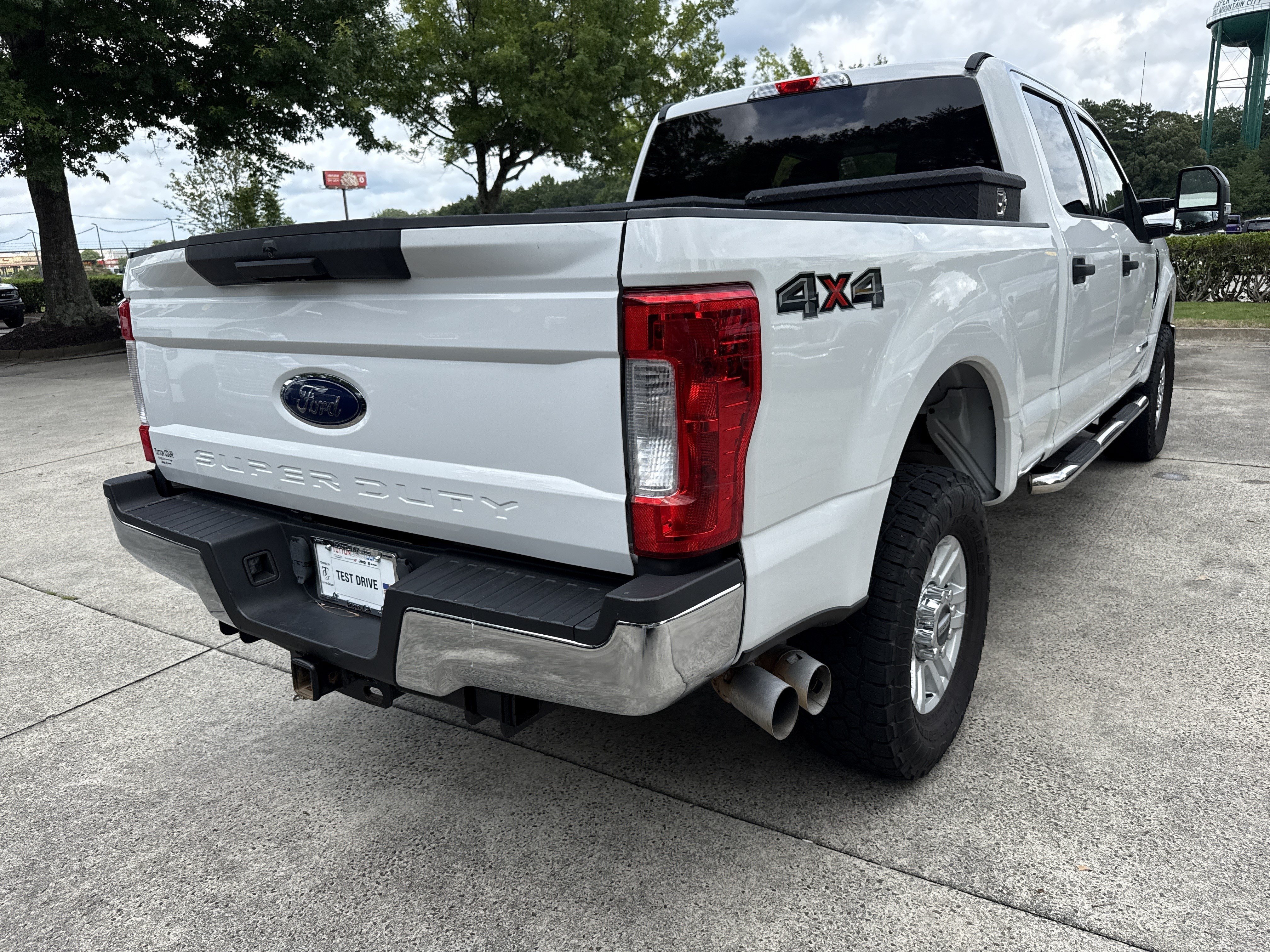 Used 2019 Oxford White Ford XLT image 7