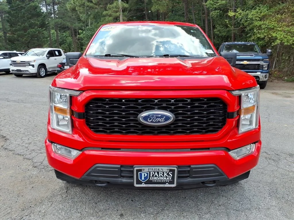 Used 2021 Red Ford XL image 38